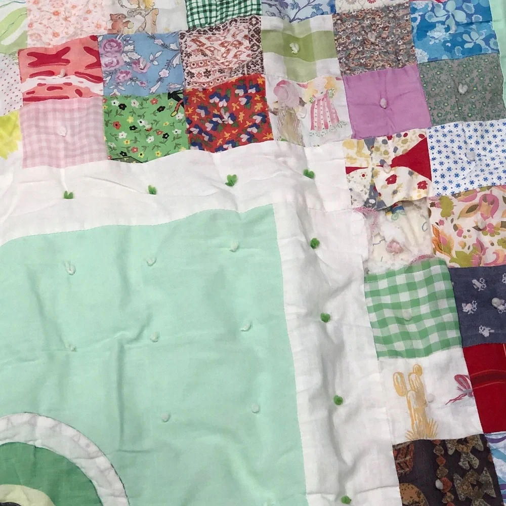 VINTAGE BABY QUILT